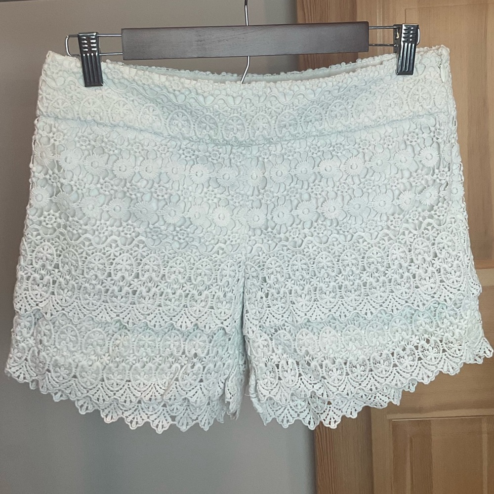 LOFT Riviera Shorts Size 2